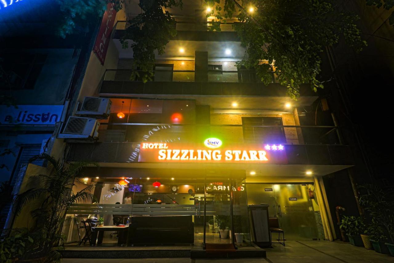 Hotel Sizzling Starr New Delhi Bagian luar foto